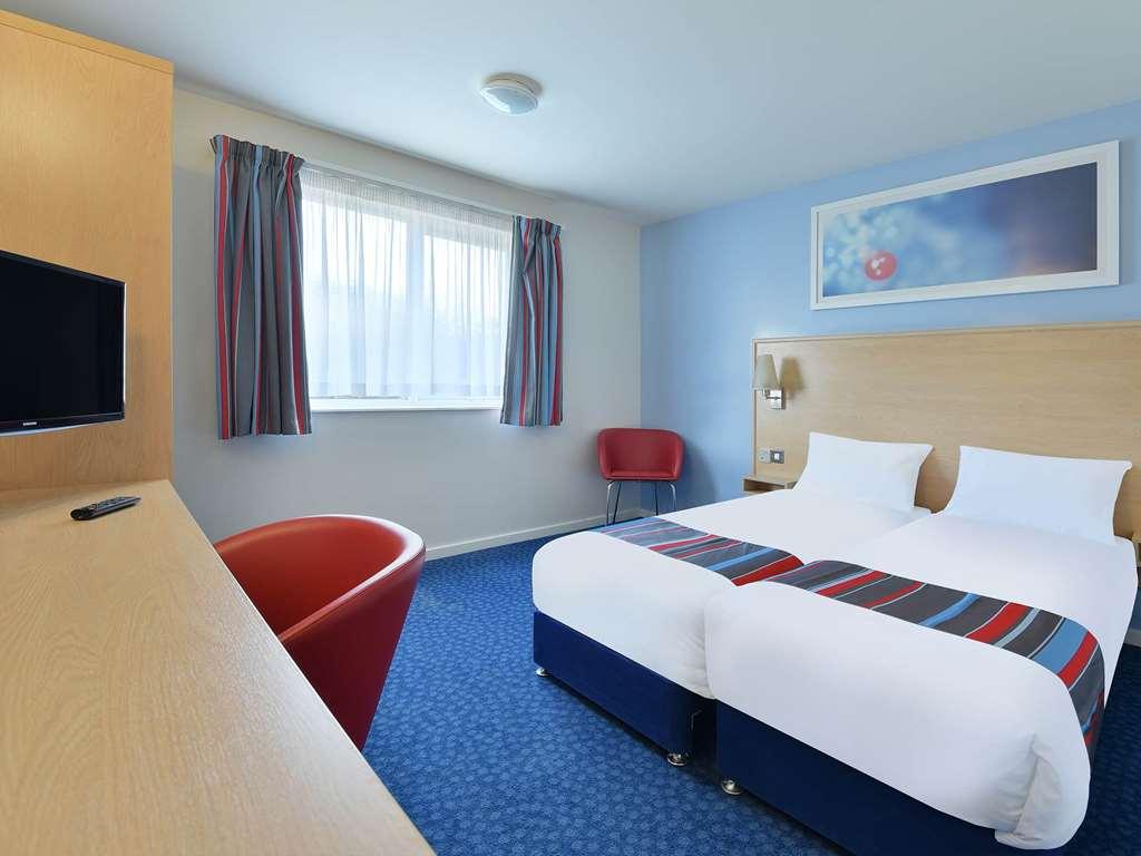 Travelodge Buckingham Szoba fotó
