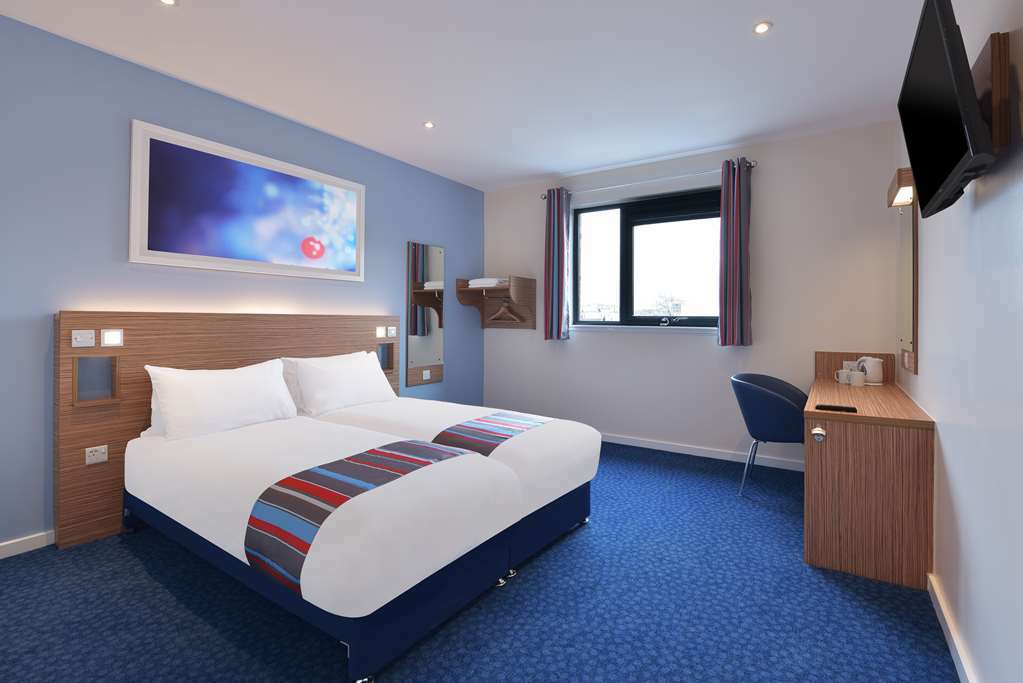 Travelodge Buckingham Szoba fotó